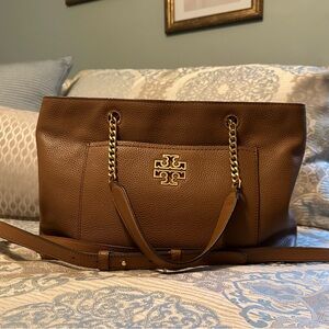 Tory Burch Handbag with gold hardware. Tan pebble leather